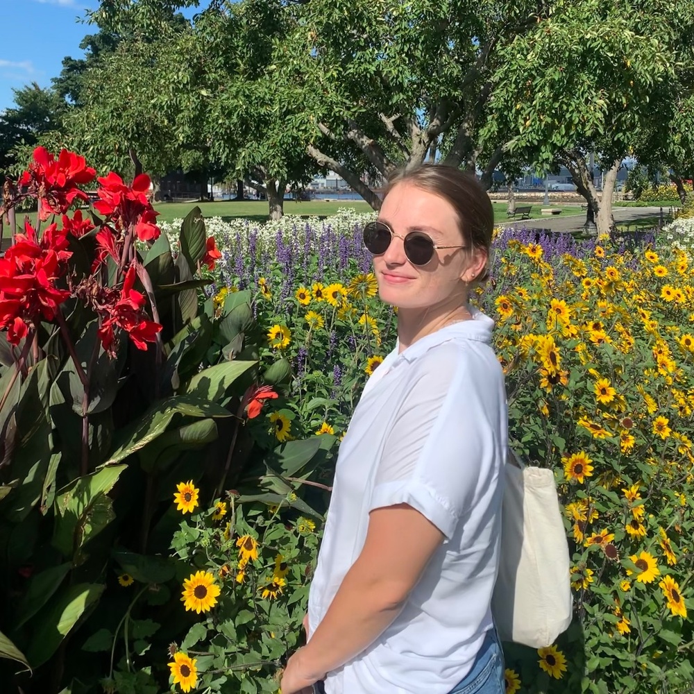 Meet your Posher, Leah